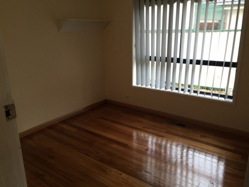 4 Birchwood Boulevard, Deer Park, VIC 3023 - Thumbnail 2 - 27/07/2020