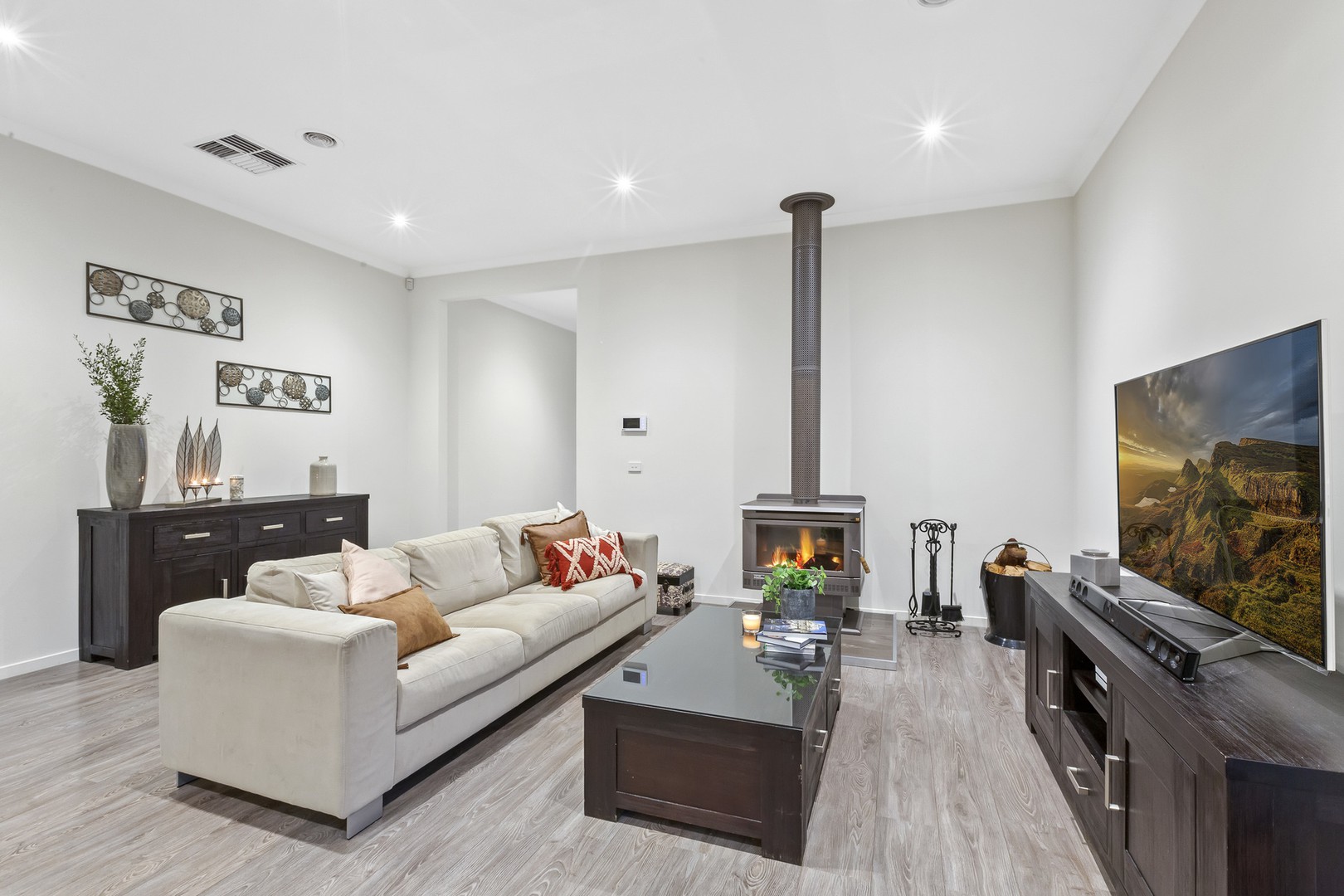7 Riviera DriveHillside, VIC 3037, Hillside - Thumbnail 5