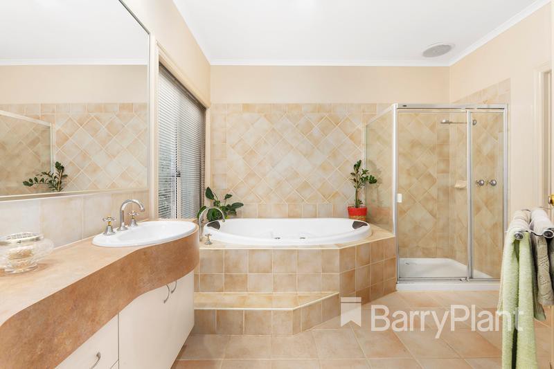 8 Carex WaySouth Morang, VIC 3752, South Morang - Thumbnail 7