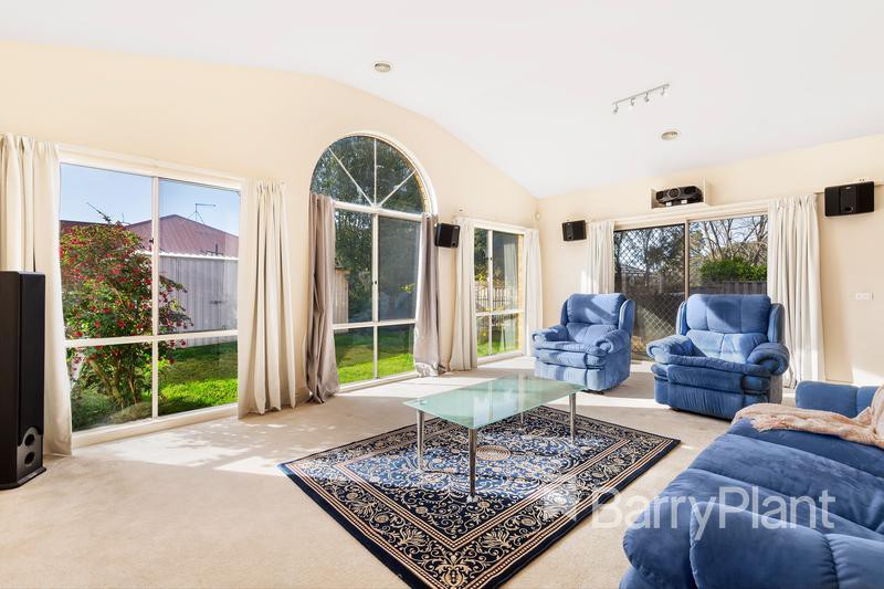 8 Carex WaySouth Morang, VIC 3752, South Morang - Thumbnail 8