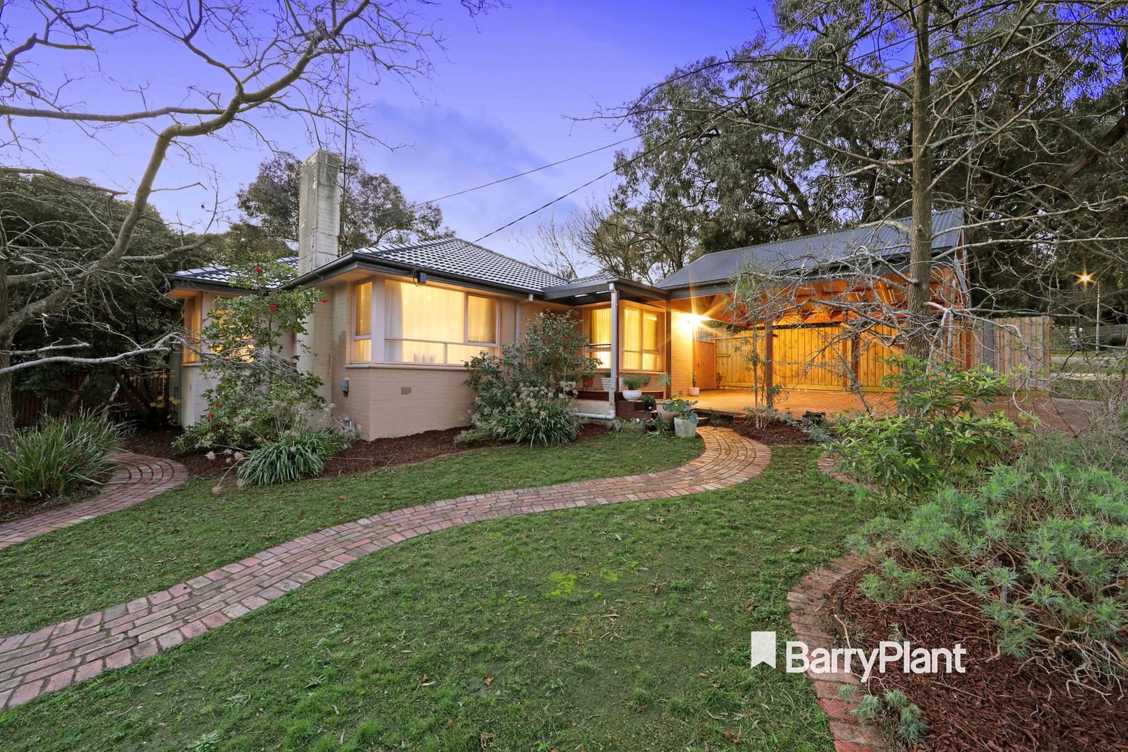 33 Bareena AvenueRowville, VIC 3178, Rowville - Thumbnail 3
