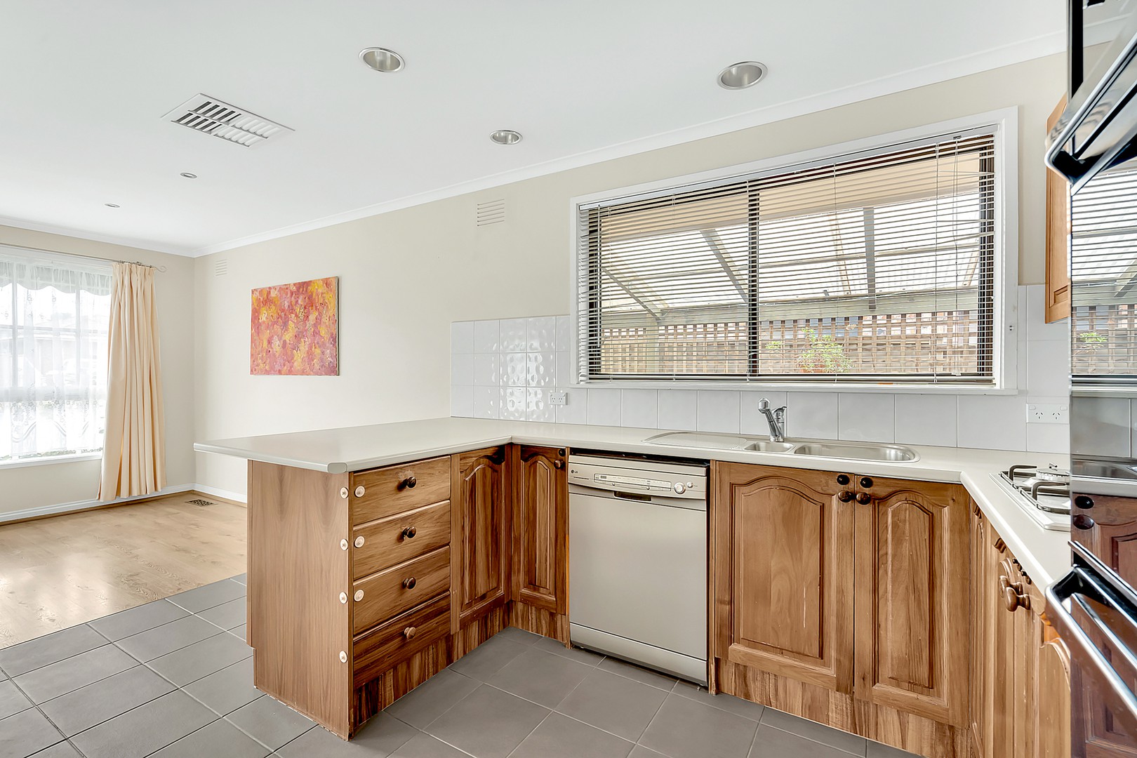 29 Langdon CrescentCraigieburn, VIC 3064, Craigieburn - Thumbnail 2