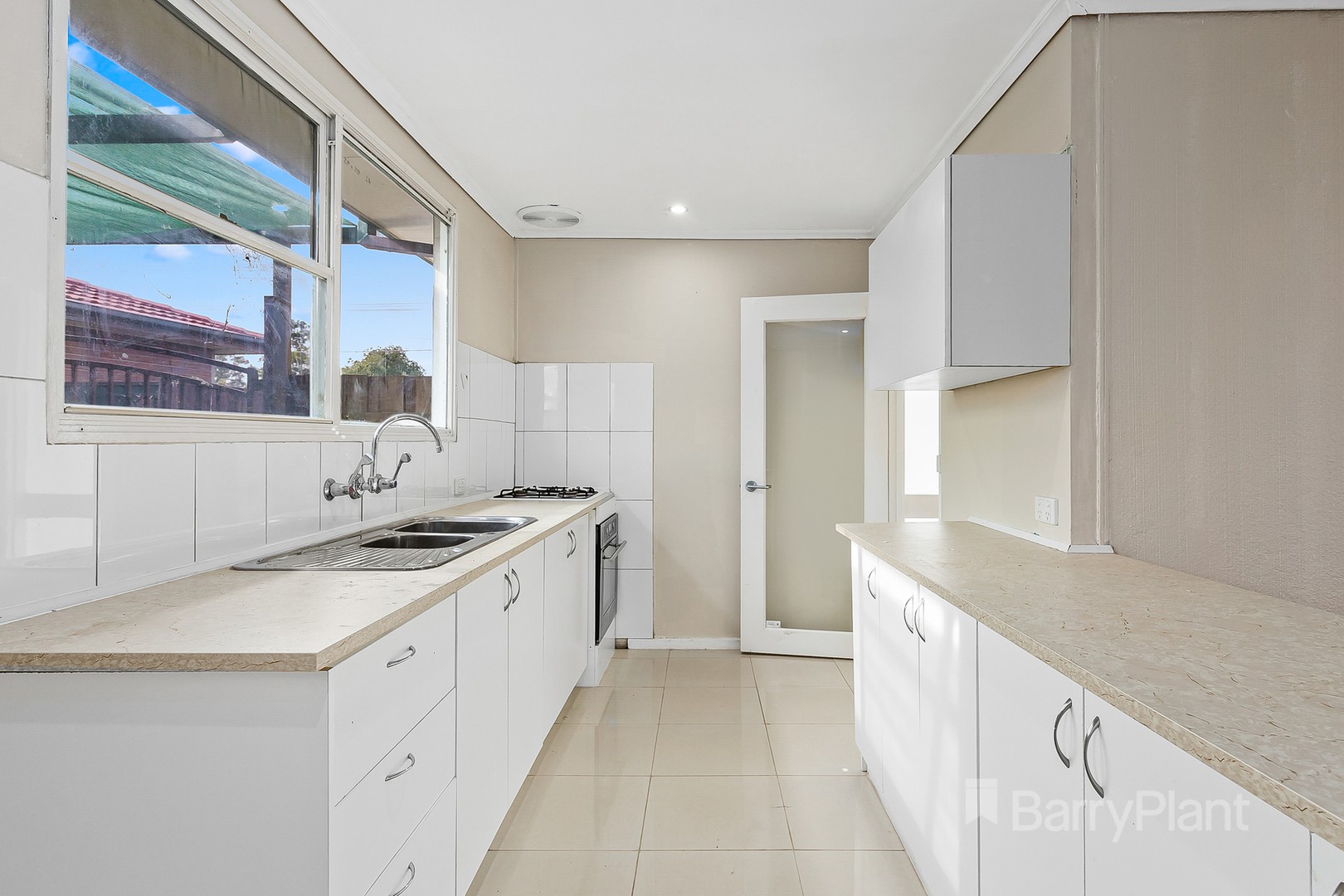 3 Oakwood RoadAlbanvale, VIC 3021, Albanvale - Thumbnail 2