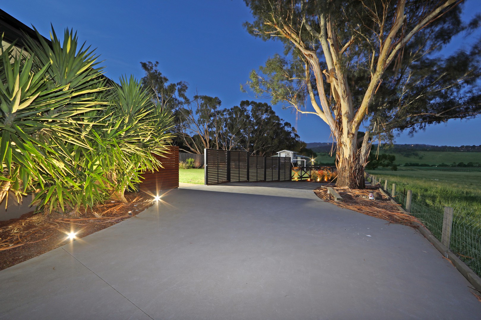 403 Lysterfield RoadLysterfield, VIC 3156, Lysterfield - Thumbnail 2