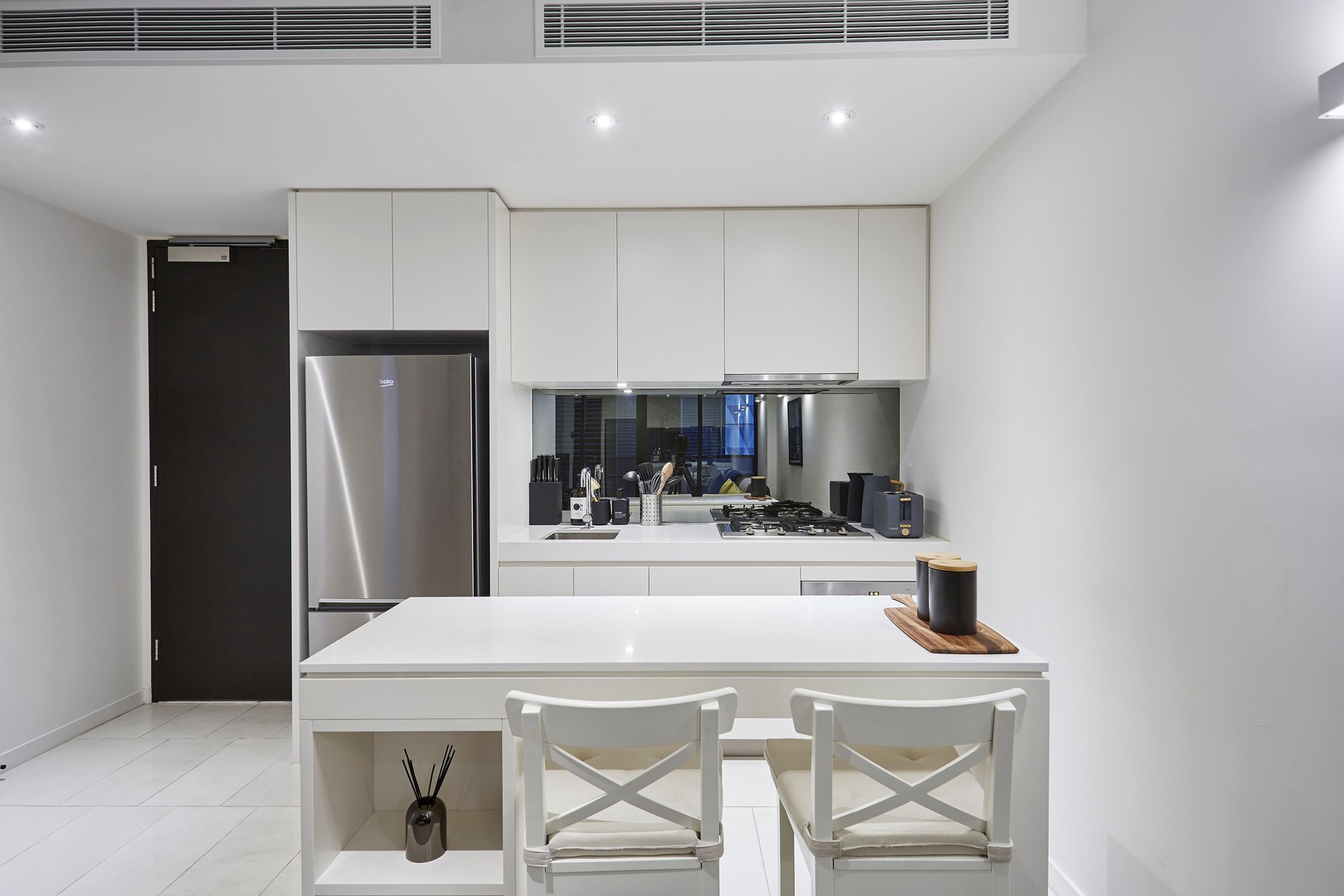 907/108 Flinders Street, Melbourne, VIC 3000 - Thumbnail 1 - 30/07/2020