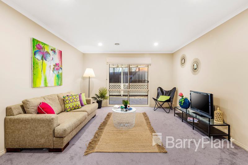 18 Woodruff RoadSouth Morang, VIC 3752, South Morang - Thumbnail 2