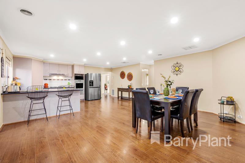 18 Woodruff RoadSouth Morang, VIC 3752, South Morang - Thumbnail 5