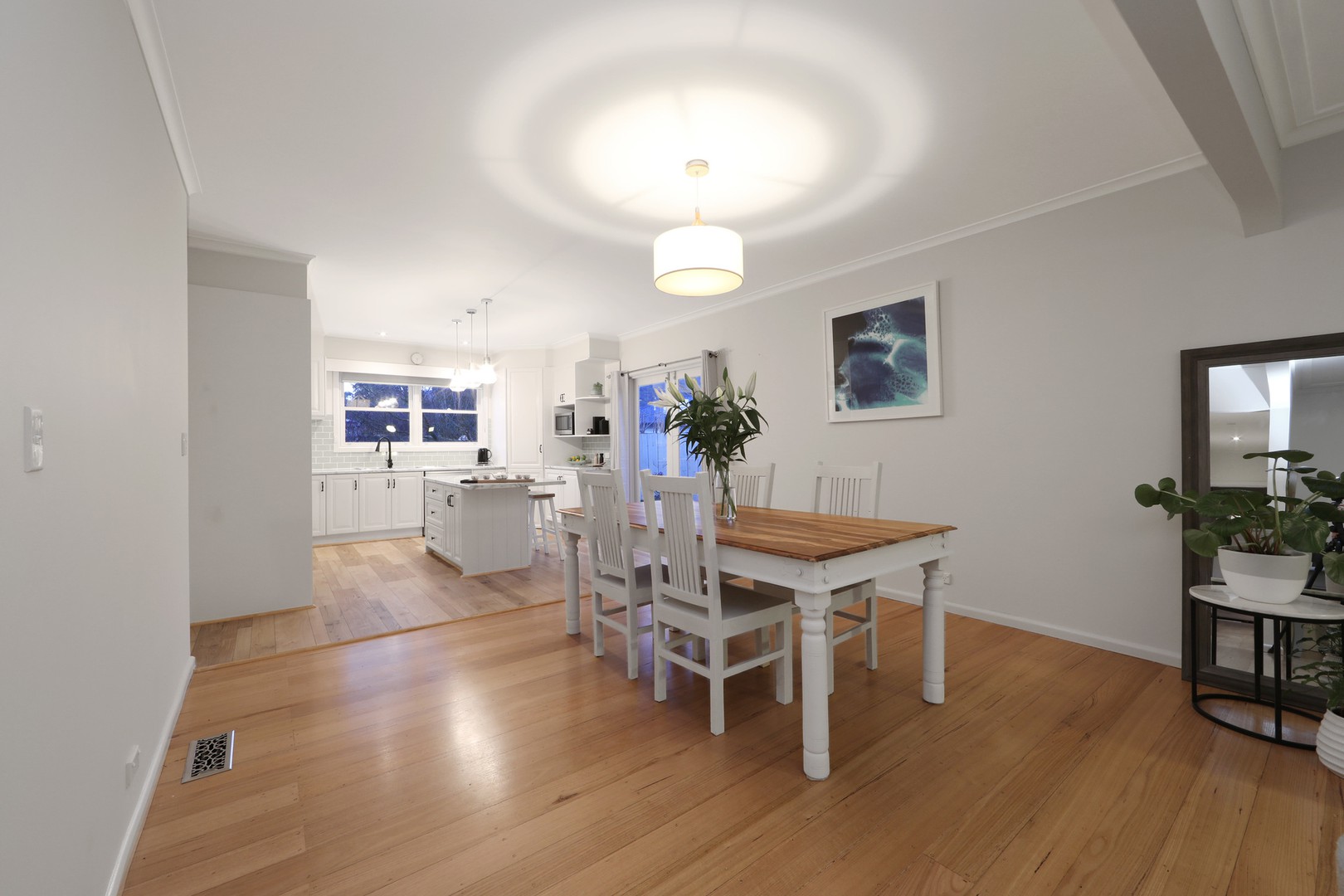 2 Acacia RoadUpper Ferntree Gully, VIC 3156, Upper Ferntree Gully - Thumbnail 3