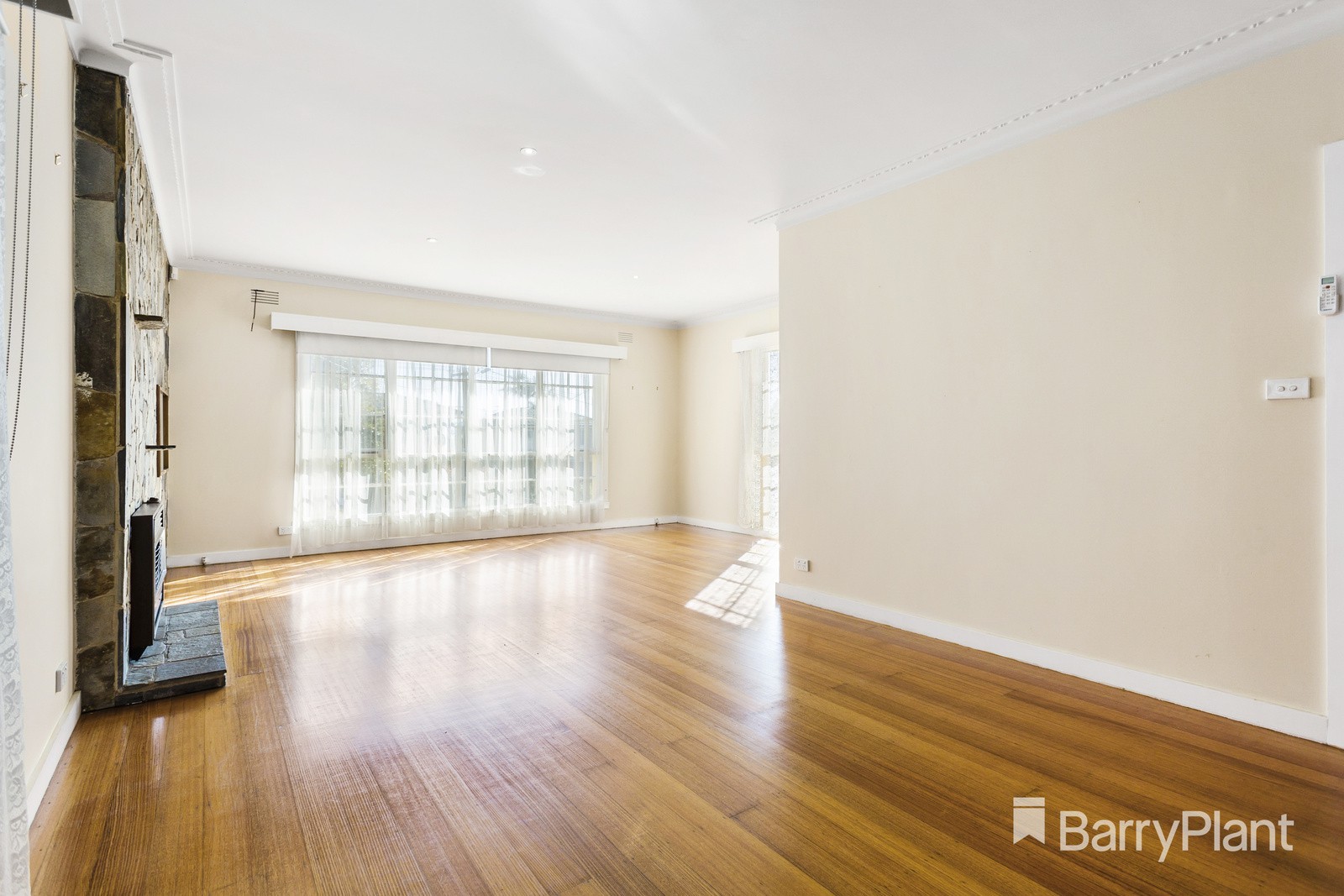 22 Andrew StreetMount Waverley, VIC 3149, Mount Waverley - Thumbnail 4