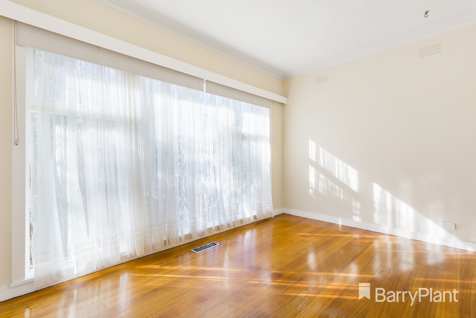 22 Andrew StreetMount Waverley, VIC 3149, Mount Waverley - Thumbnail 7