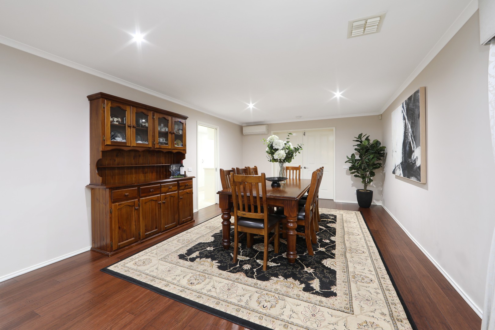 6 Troon CourtRowville, VIC 3178, Rowville - Thumbnail 8