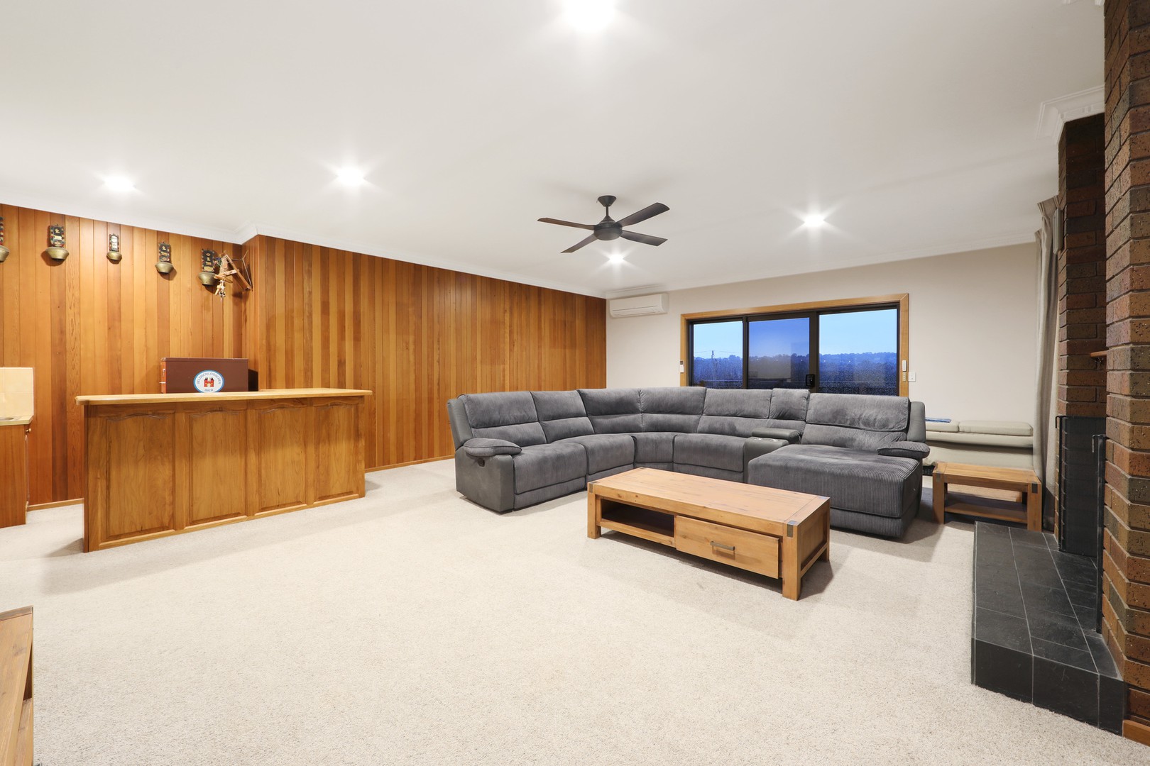 17 George Knox DriveRowville, VIC 3178, Rowville - Thumbnail 3