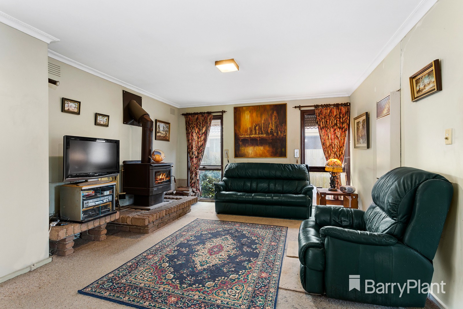 62 Chancellor Drive, Wheelers Hill, VIC 3150 - Thumbnail 2 - 06/08/2020