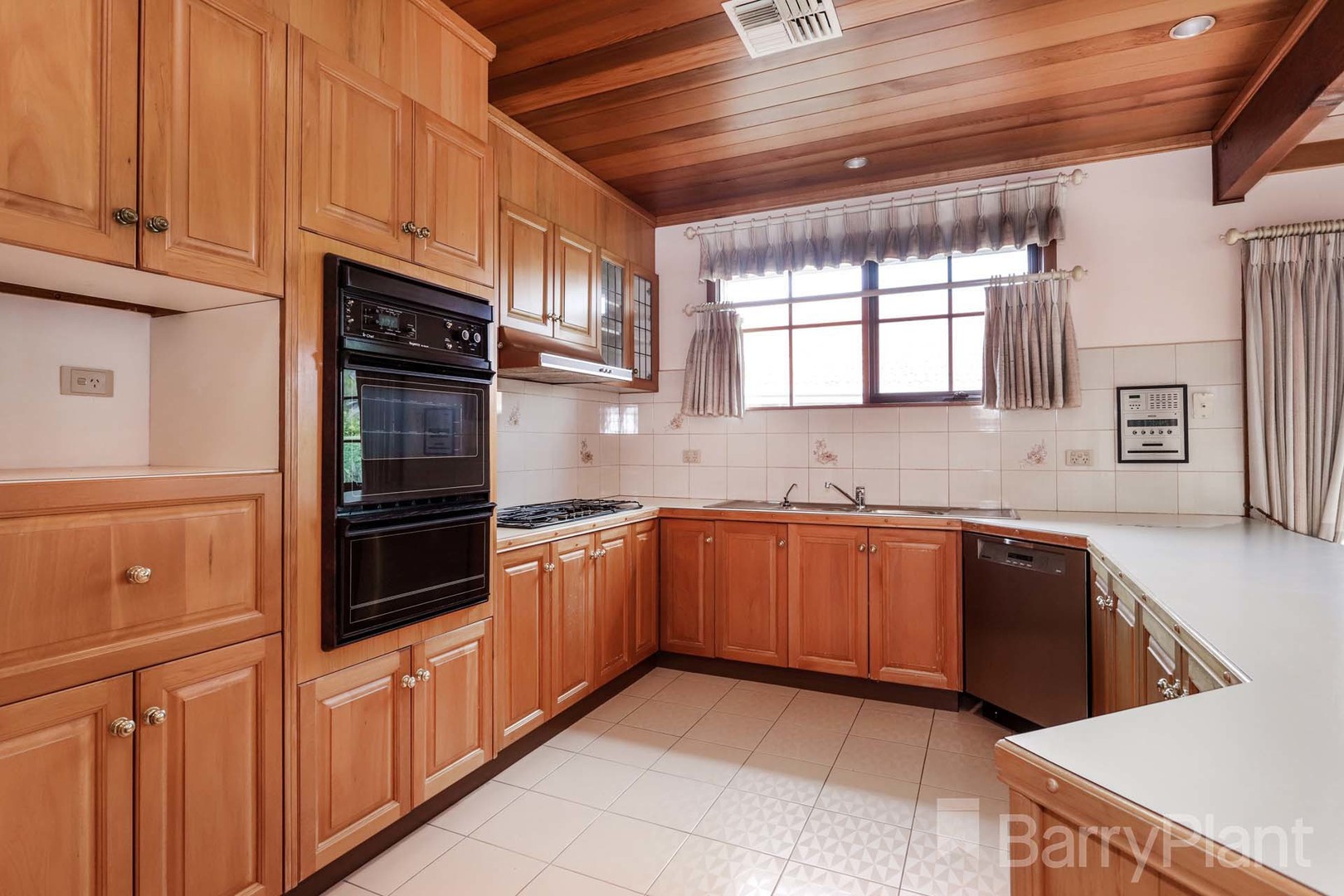 34 Ambleside RoadGreenvale, VIC 3059, Greenvale - Thumbnail 7