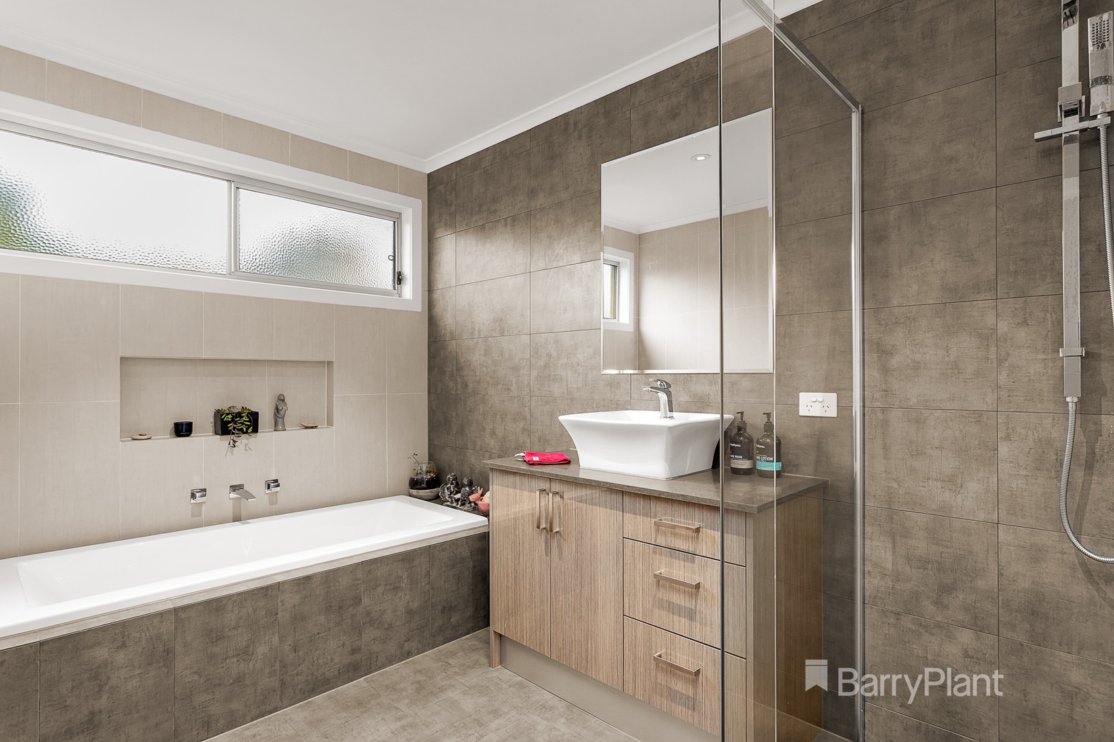 1/61 Koonung Road, Blackburn North, VIC 3130, Condon - Thumbnail 8