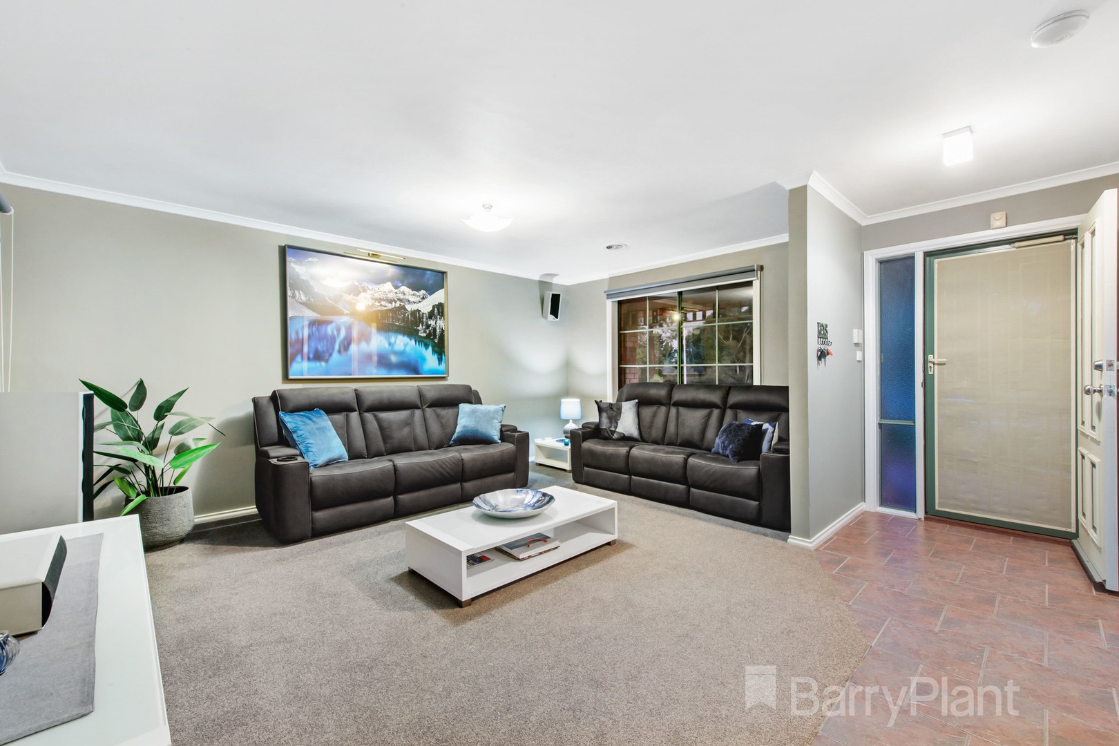 8 Henley CourtHoppers Crossing, VIC 3029, Hoppers Crossing - Thumbnail 2