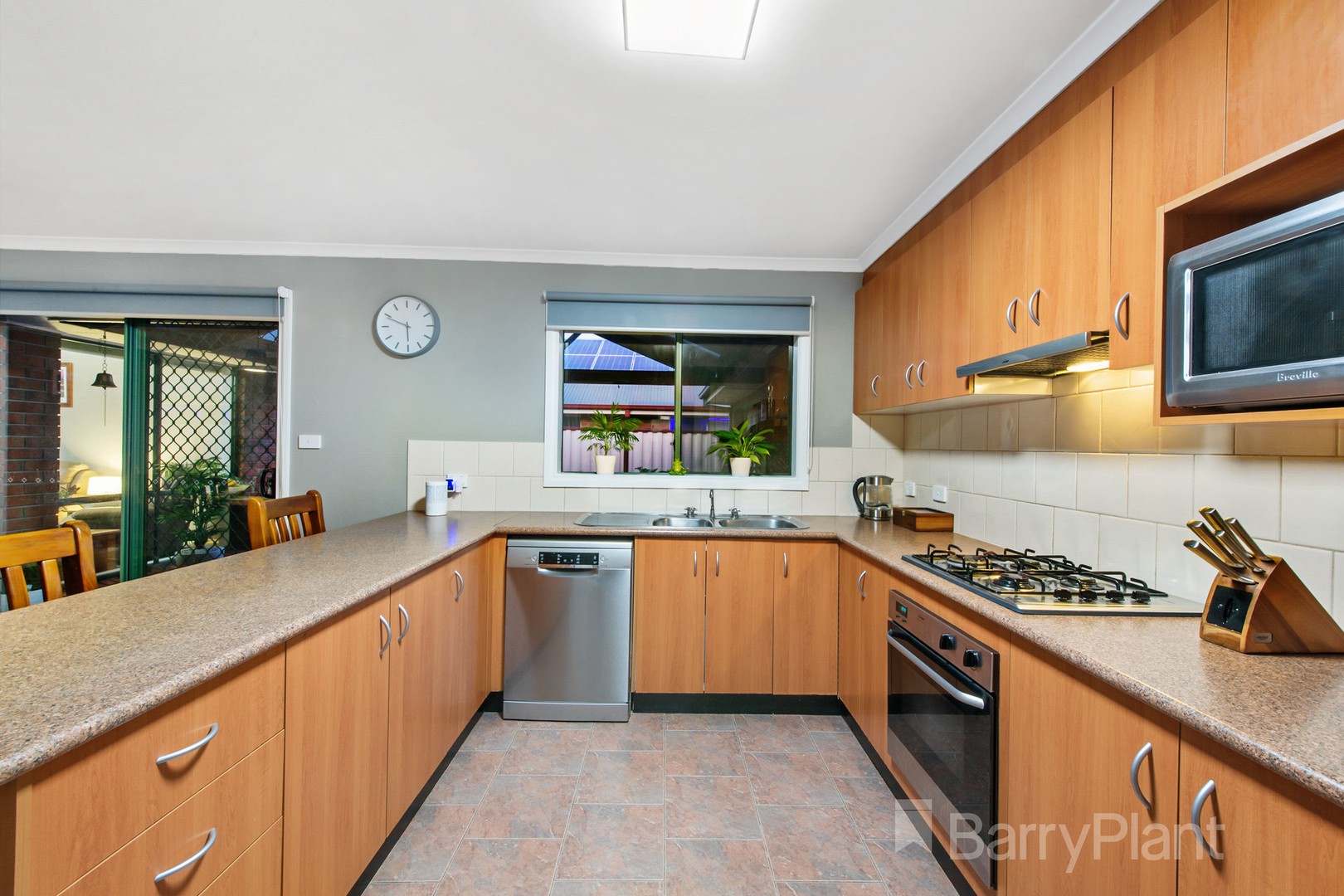 8 Henley CourtHoppers Crossing, VIC 3029, Hoppers Crossing - Thumbnail 7