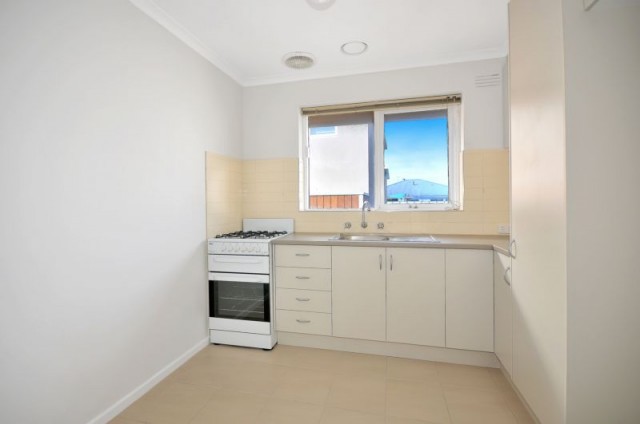 6/140 Hoffmans Road, Essendon, VIC 3040 - Thumbnail 2 - 13/08/2020
