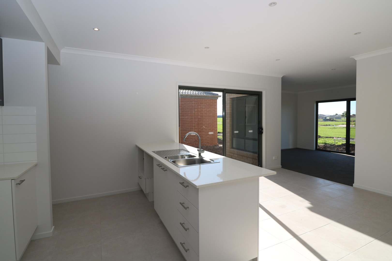 42 Compass  Circuit, Corio, VIC 3214 - Thumbnail 2 - 13/08/2020