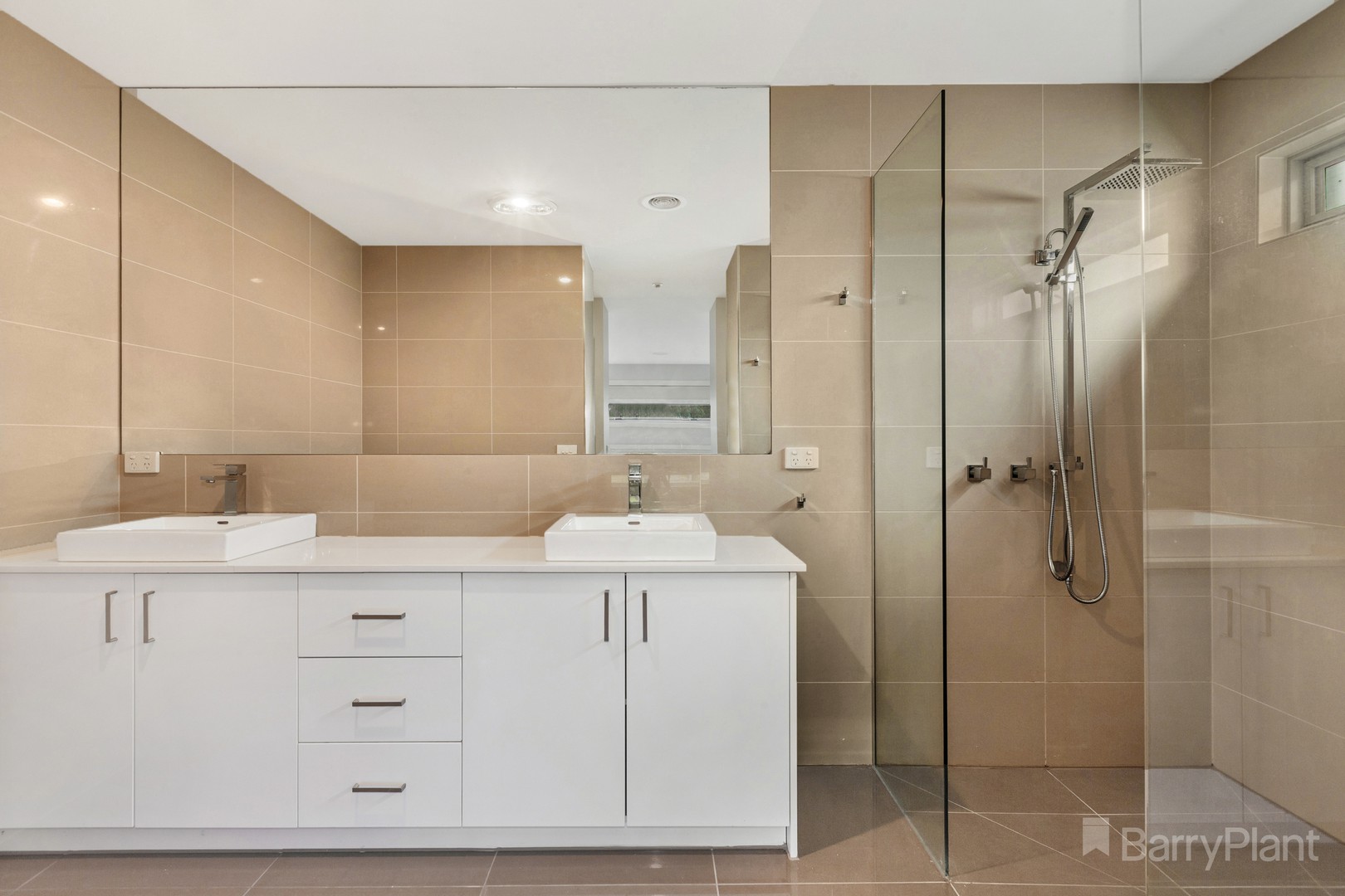 16 Nyah CourtBroadford, VIC 3658, Broadford - Thumbnail 3