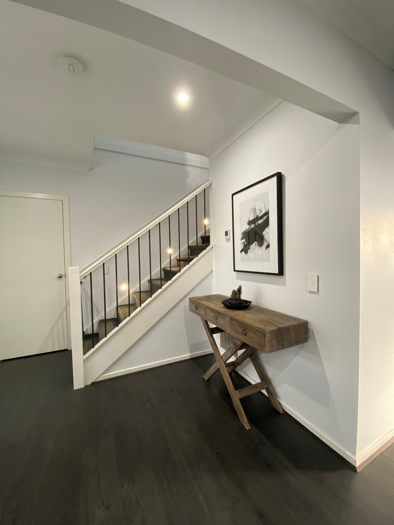 9 Perrin  Circuit, Tarneit, VIC 3029 - Thumbnail 2 - 25/08/2020