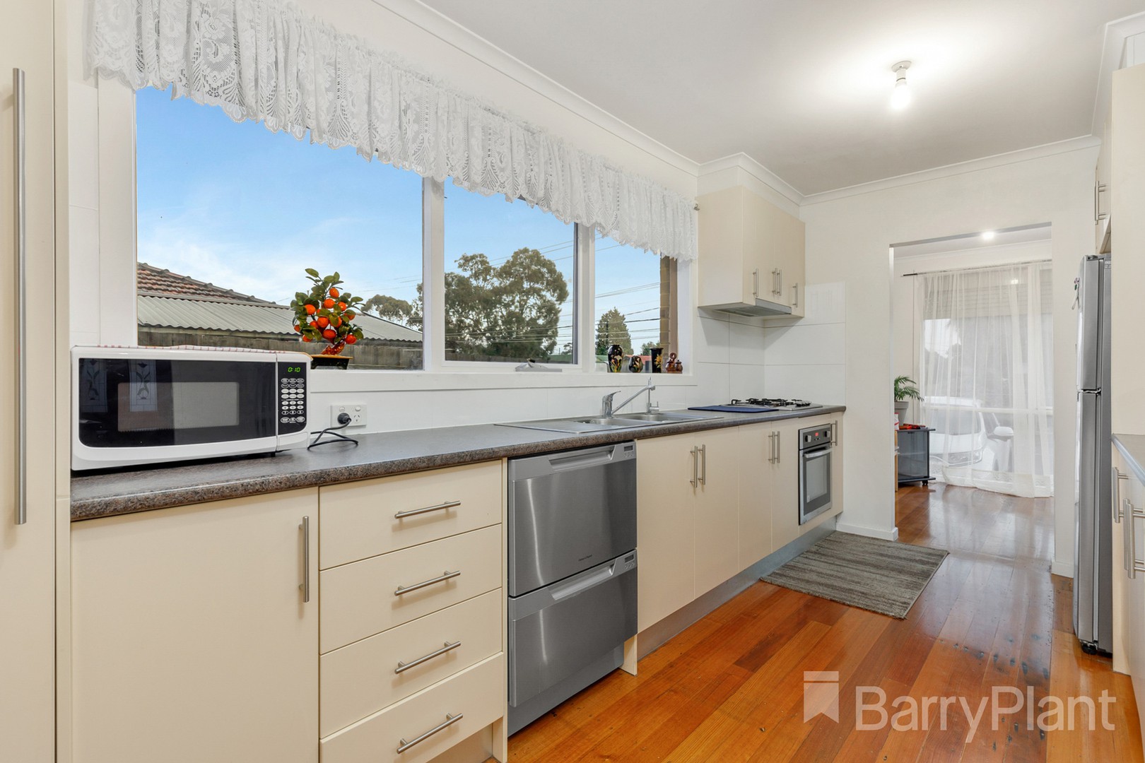 3 Milton ParadeBundoora, VIC 3083, Bundoora - Thumbnail 4