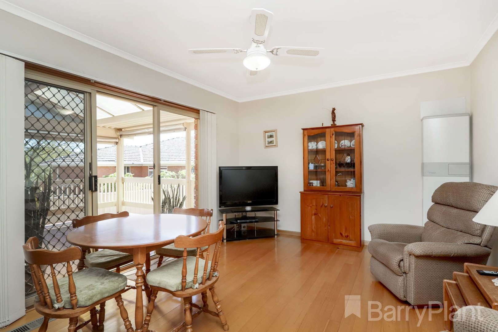 32 Hillcrest DriveWestmeadows, VIC 3049, Westmeadows - Thumbnail 6
