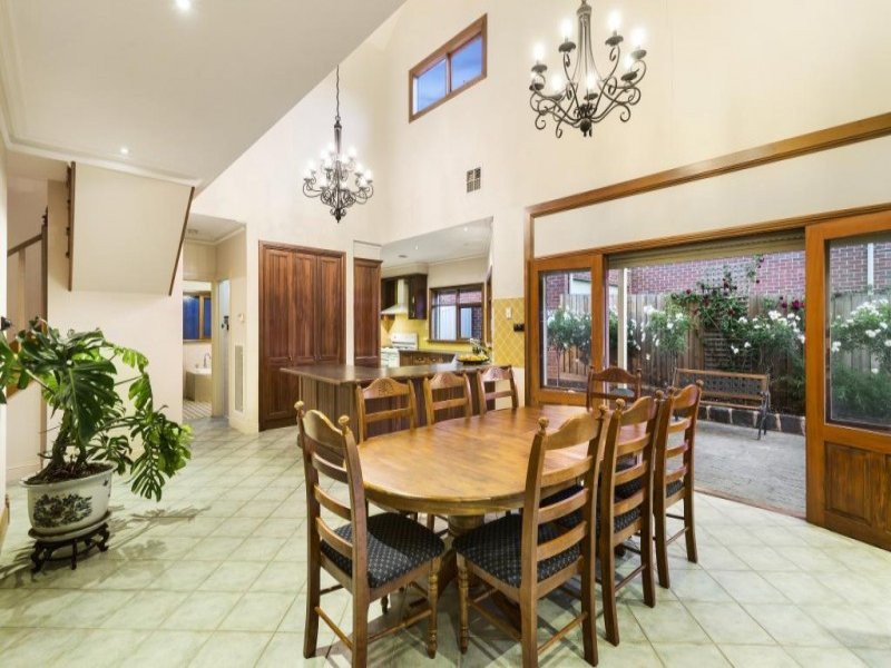 37 Collins Street, Preston, VIC 3072 - Thumbnail 2 - 01/09/2020