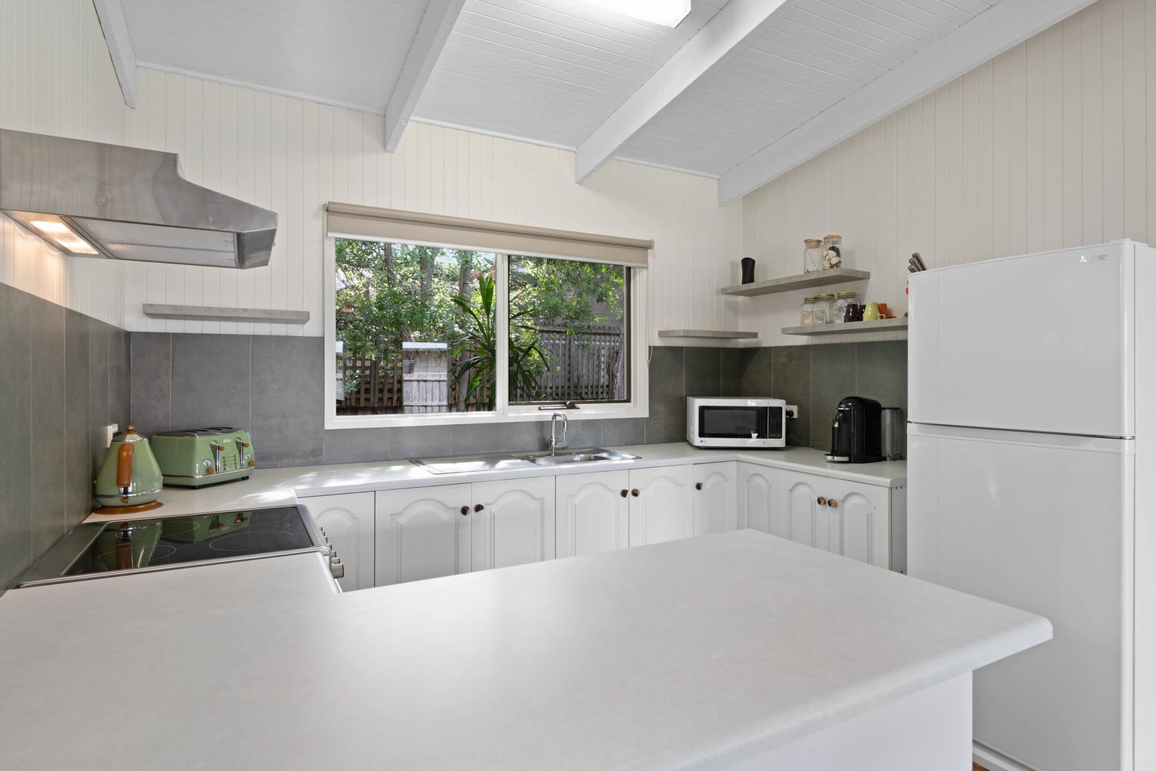 9 Robert DriveCowes, VIC 3922, Cowes - Thumbnail 6
