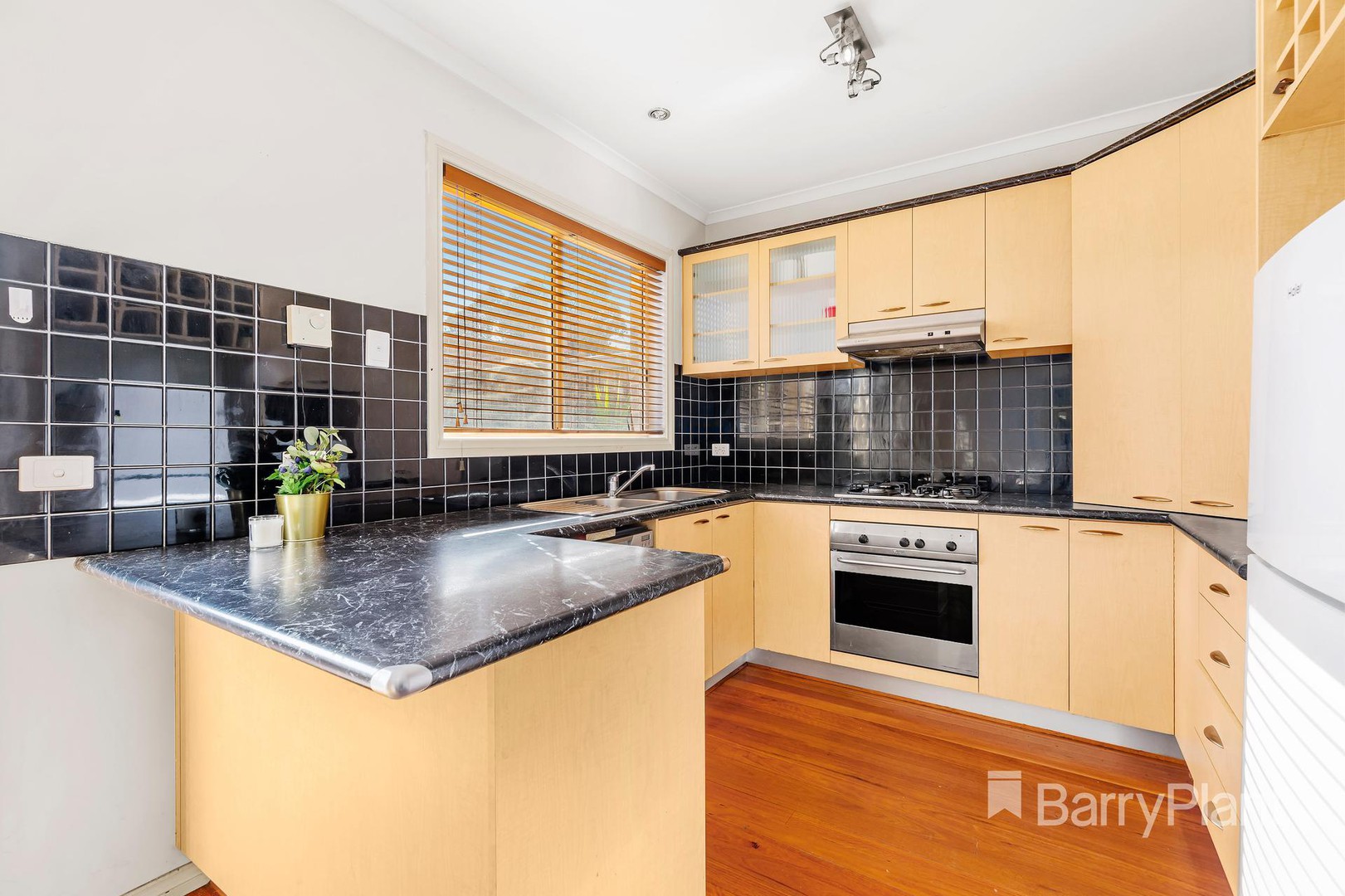 4/31 Loxton TerraceEpping, VIC 3076, Epping - Thumbnail 3
