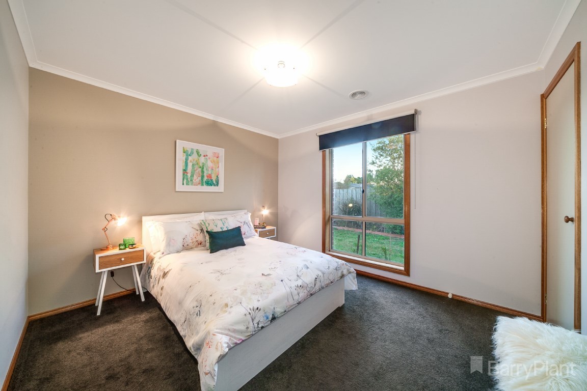1 Rossi ClosePakenham, VIC 3810, Pakenham - Thumbnail 3