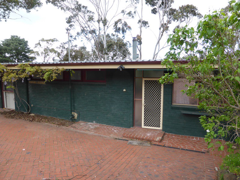 23 Fairview Crescent, Diamond Creek, VIC 3089 - Thumbnail 2 - 11/09/2020