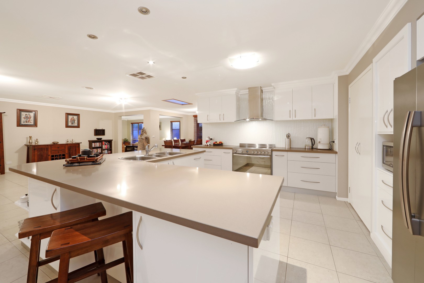 42 Ellendale Street, Rowville, VIC 3178 - Thumbnail 2 - 11/09/2020