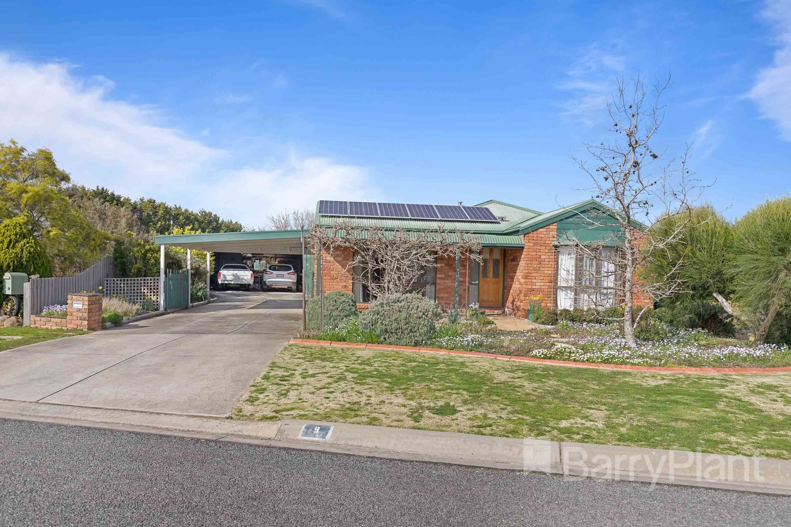 9 Douglas CloseMiners Rest, VIC 3352, Miners Rest - Thumbnail 2