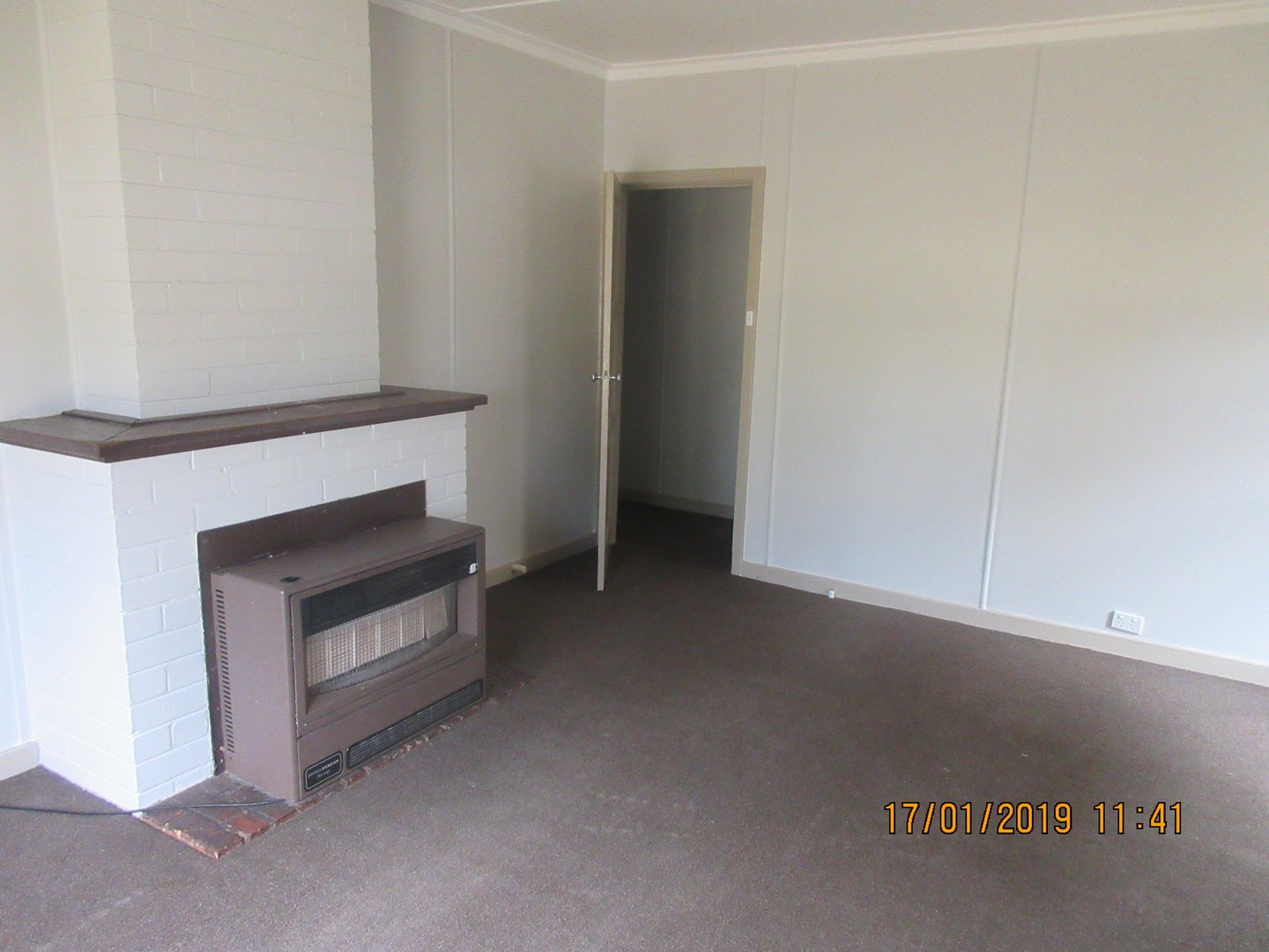 12 Howden Crescent, Braybrook, VIC 3019 - Thumbnail 2 - 14/09/2020
