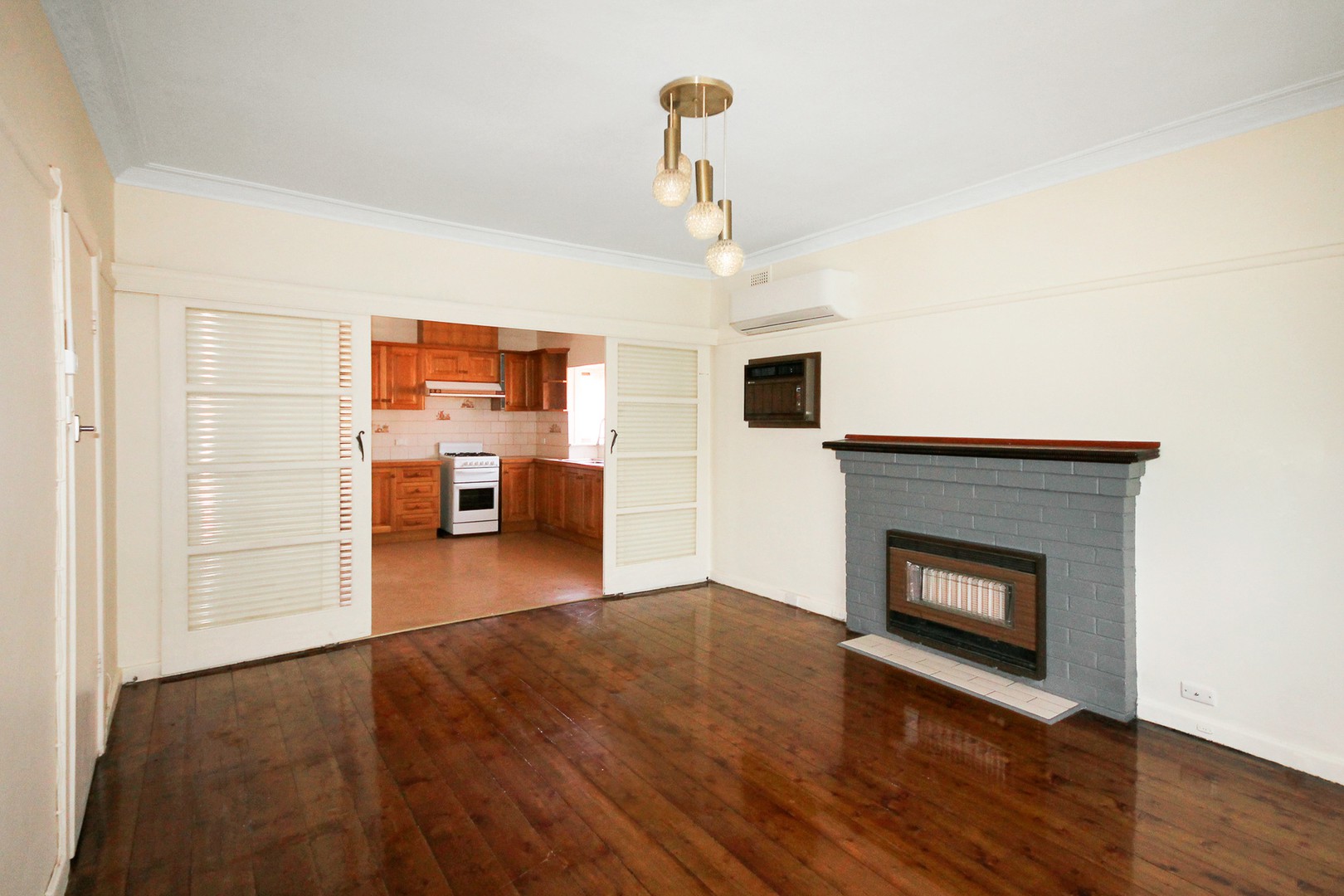 8 Cormac Street, Preston, VIC 3072 - Thumbnail 1 - 15/09/2020