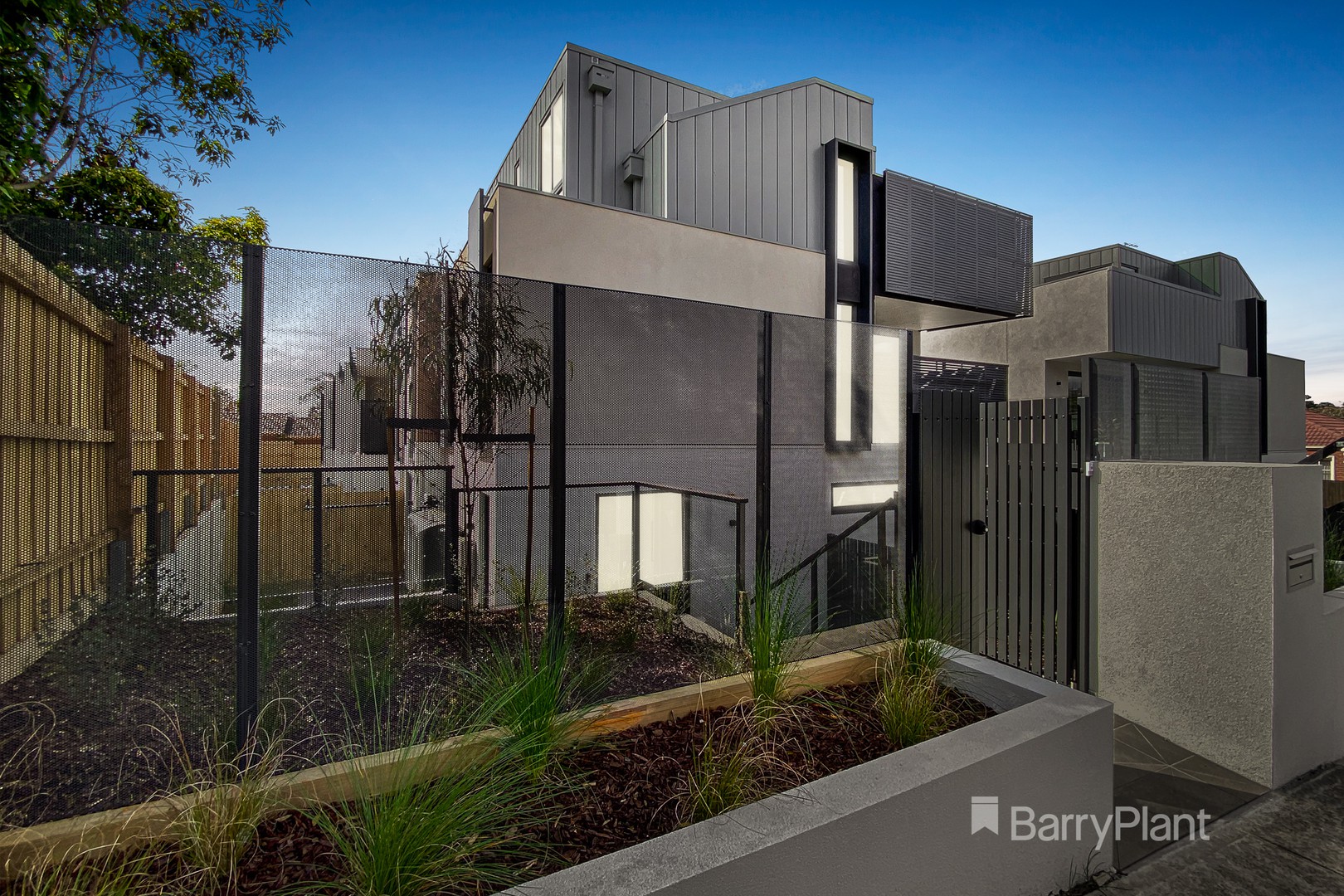 1/189-191 Foote  StreetTemplestowe, VIC 3106, Templestowe - Thumbnail 3