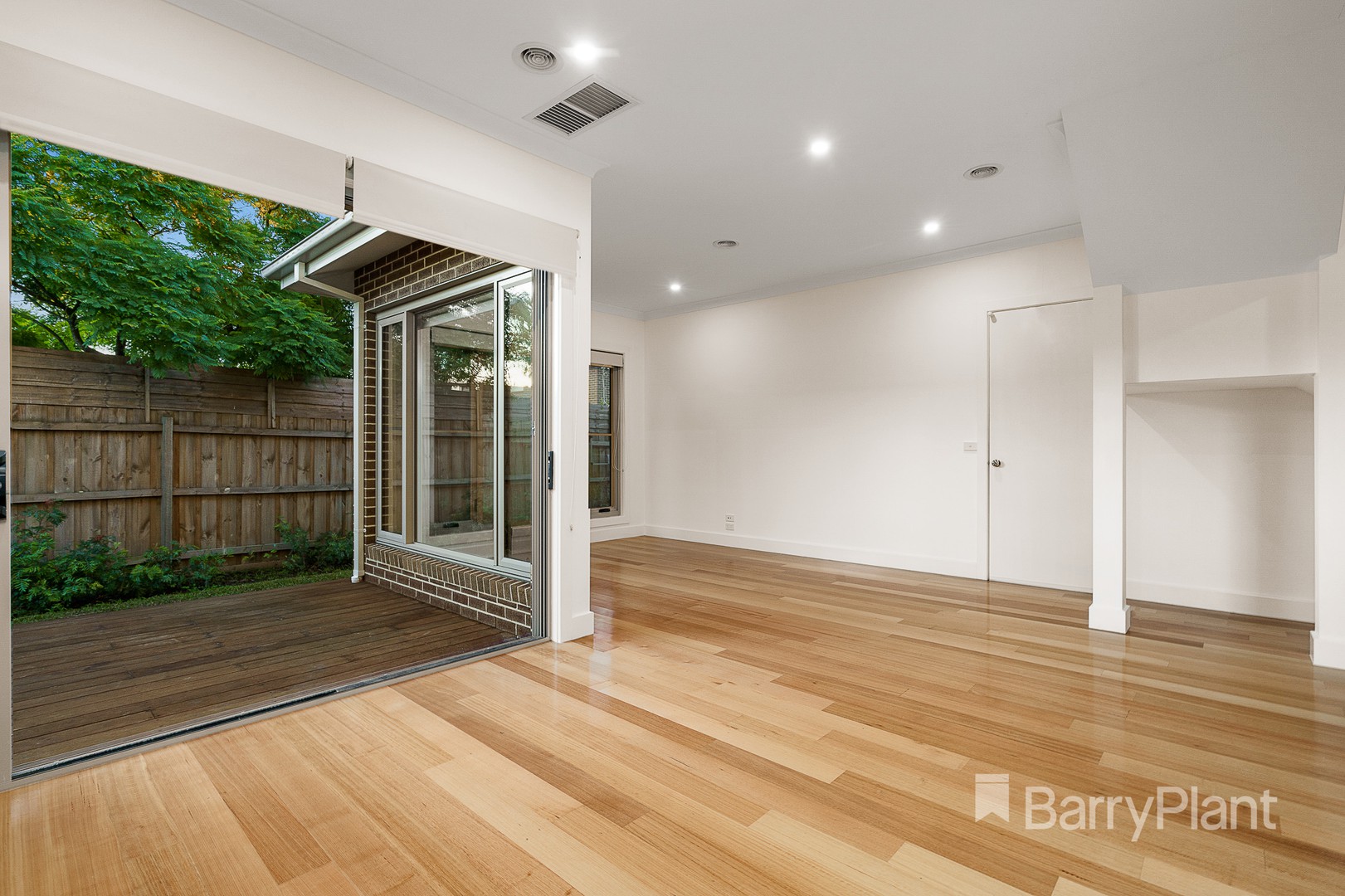 2/447 Springfield Road, Mitcham, VIC 3132, Mitcham - Thumbnail 5