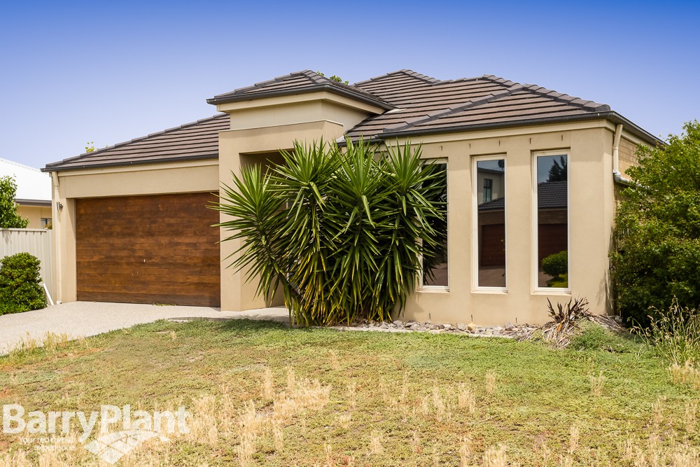 3 Messina Crescent, Point Cook, VIC 3030 - Thumbnail 1 - 22/09/2020