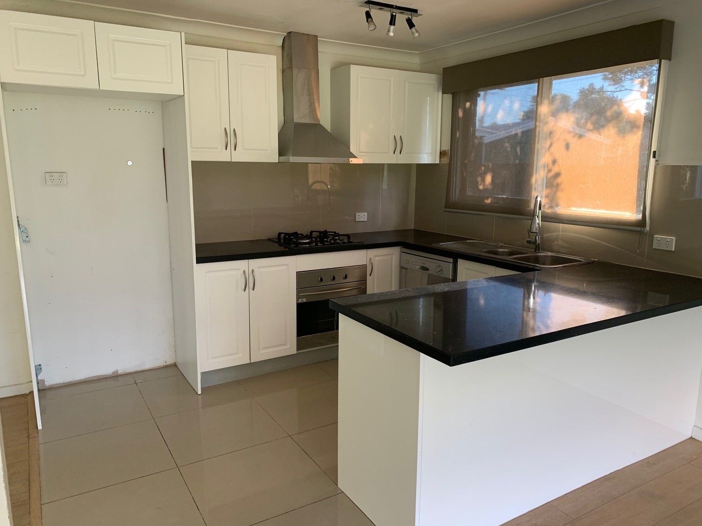 2  Winnington Street, Deer Park, VIC 3023 - Thumbnail 1 - 23/09/2020