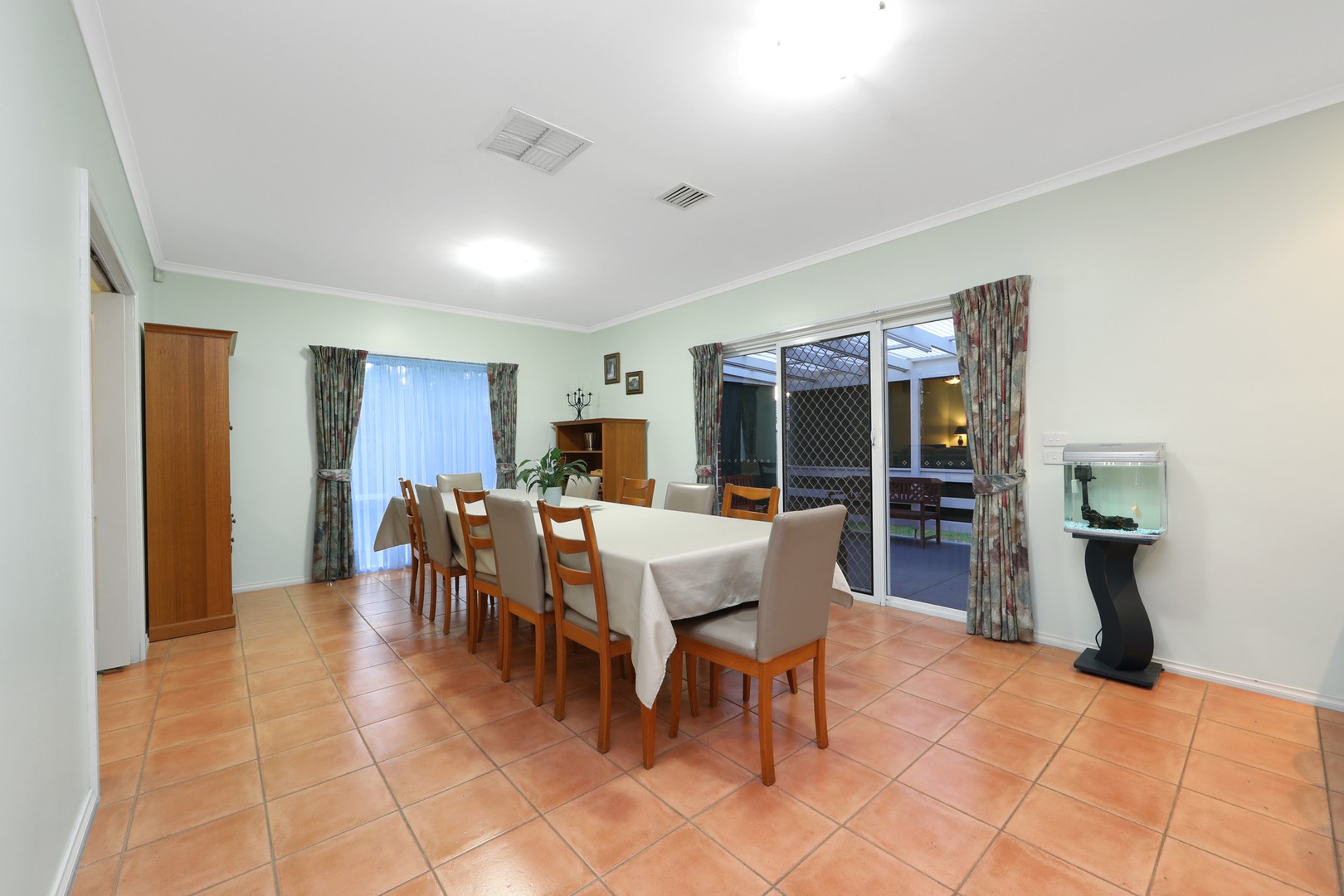 1 Doolan CourtRowville, VIC 3178, Rowville - Thumbnail 3