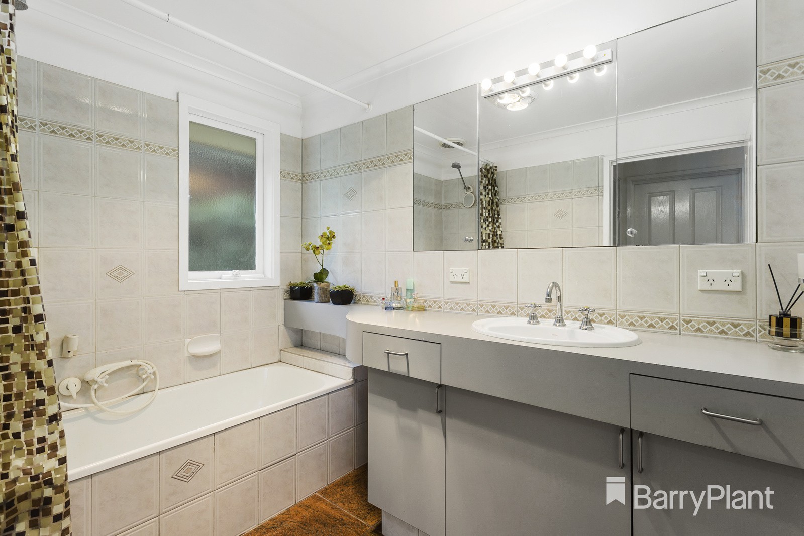 86 Mary AvenueWheelers Hill, VIC 3150, Wheelers Hill - Thumbnail 6