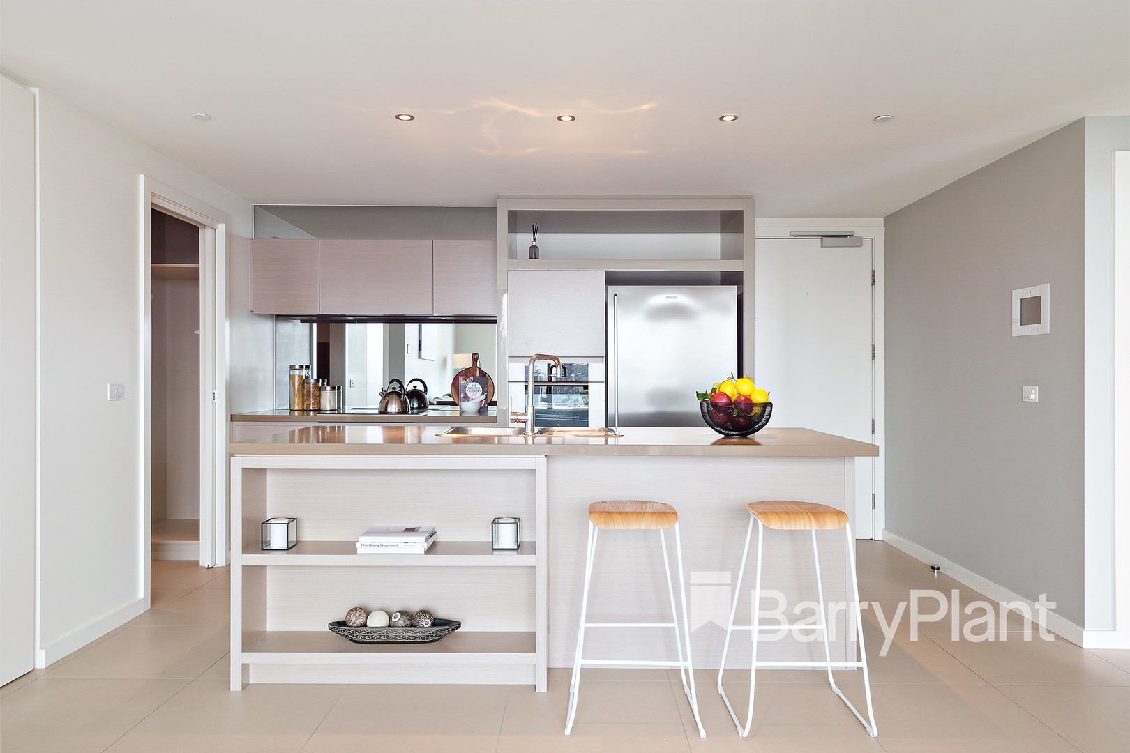 153/8 Waterside PlaceDocklands, VIC 3008, Docklands - Thumbnail 4