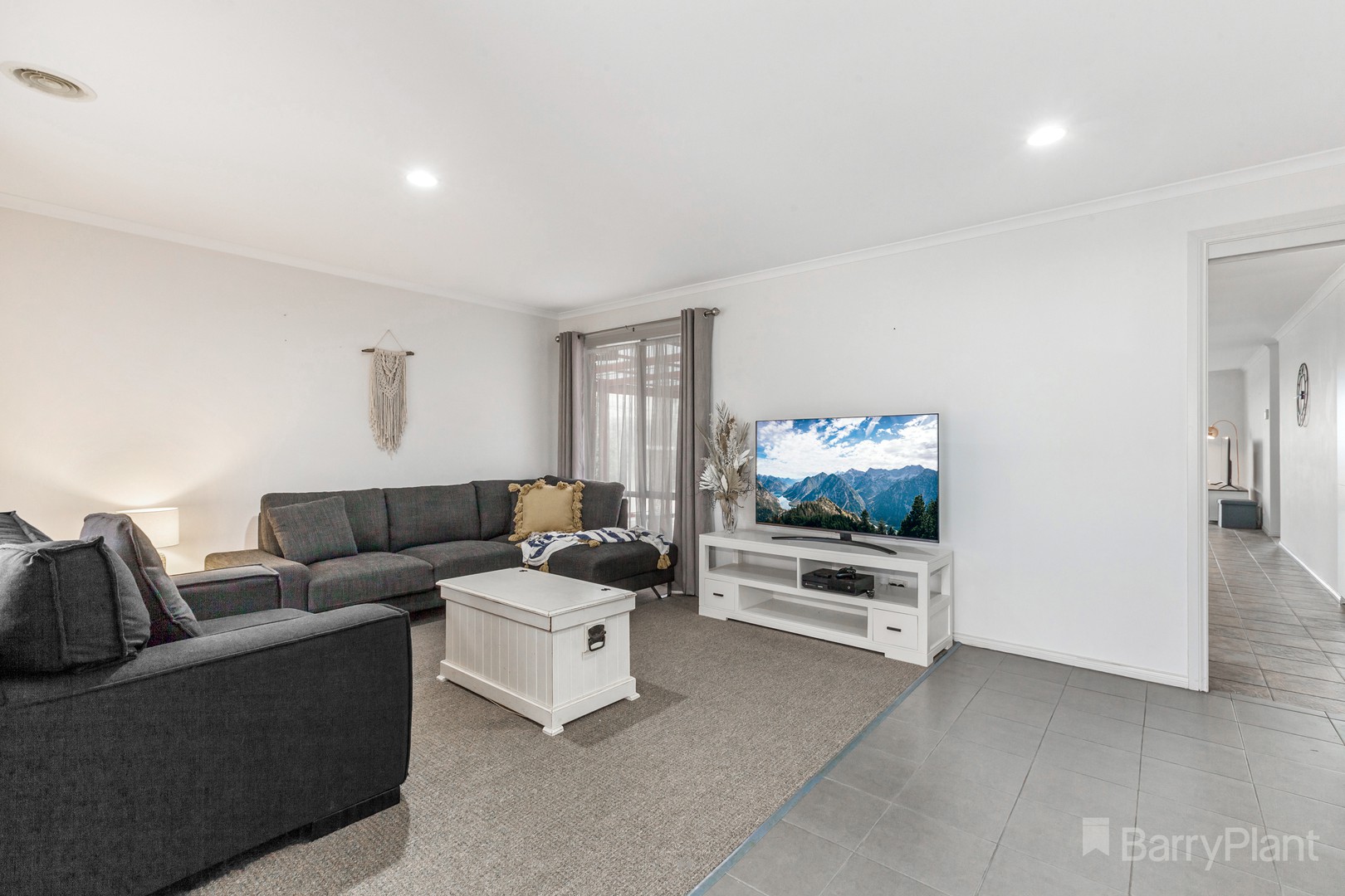 87 Roulston WayWallan, VIC 3756, Wallan - Thumbnail 4