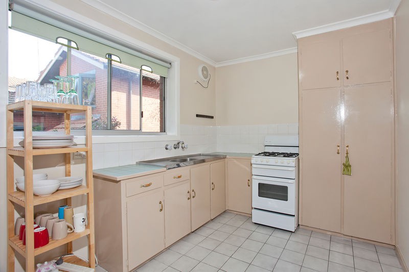 6/246 Buckley Street, Essendon, VIC 3040 - Thumbnail 2 - 28/09/2020