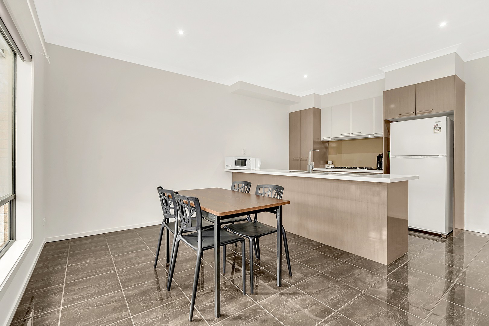 25 Brunswick CrescentCraigieburn, VIC 3064, Craigieburn - Thumbnail 4