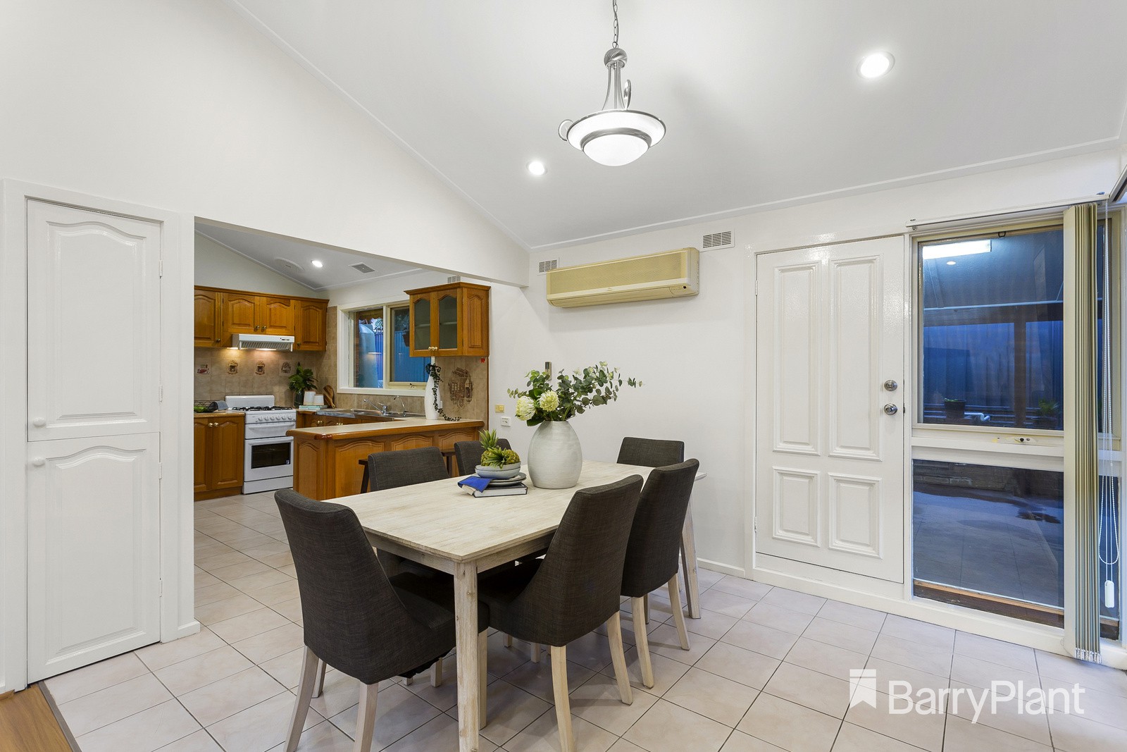 601/215-217 Pacific Highway, Charlestown, NSW, 2290, Charlestown - Thumbnail 4