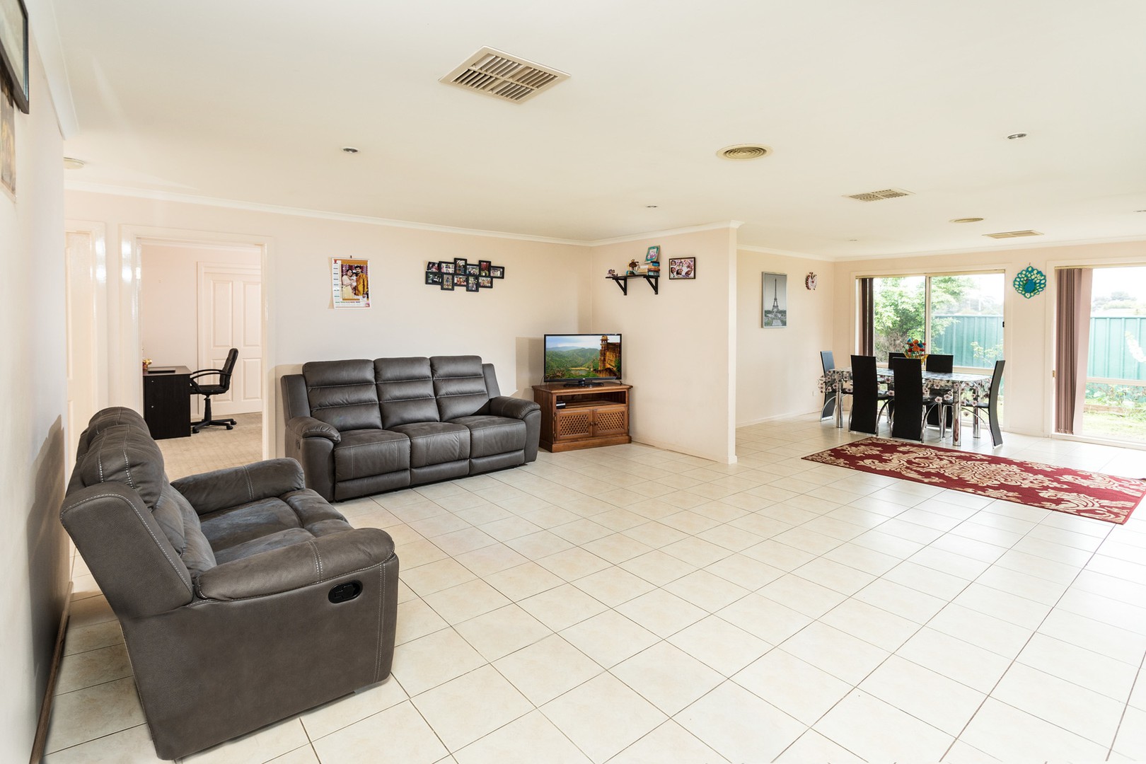 6 Cedar CourtShepparton, VIC 3630, Shepparton - Thumbnail 2