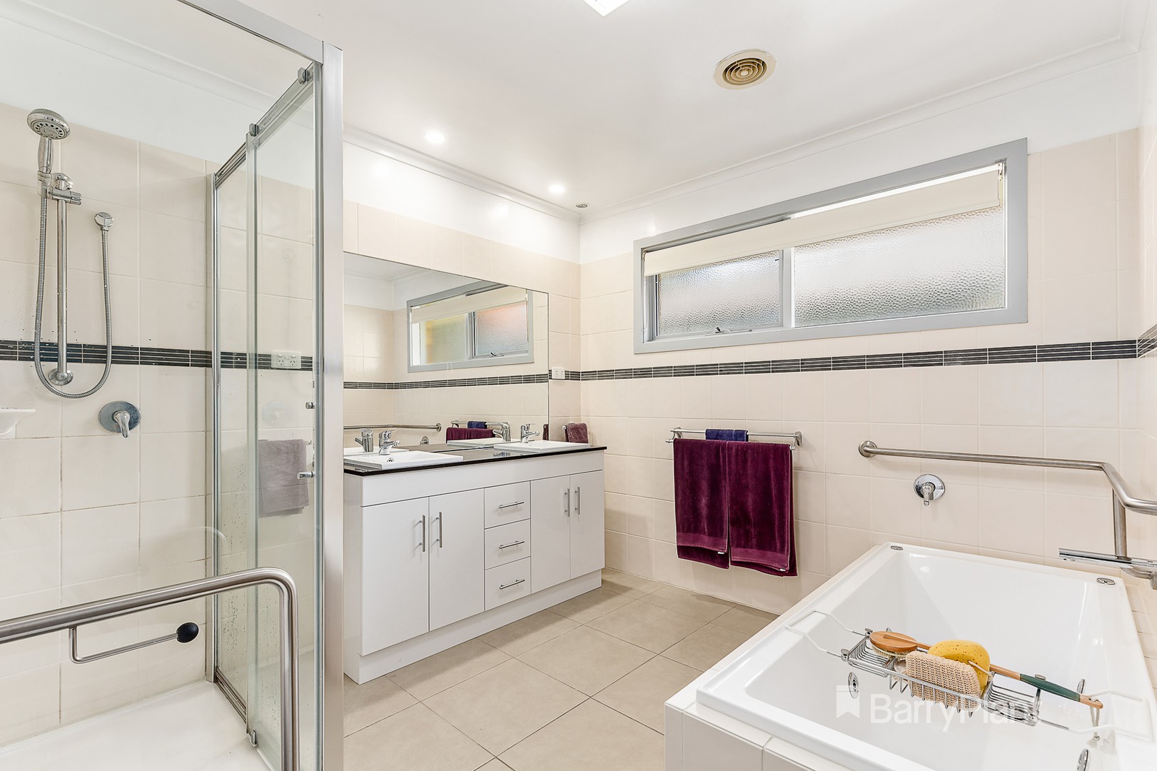4 Guyra Close, Bossley Park, NSW, 2176, Bossley Park - Thumbnail 8