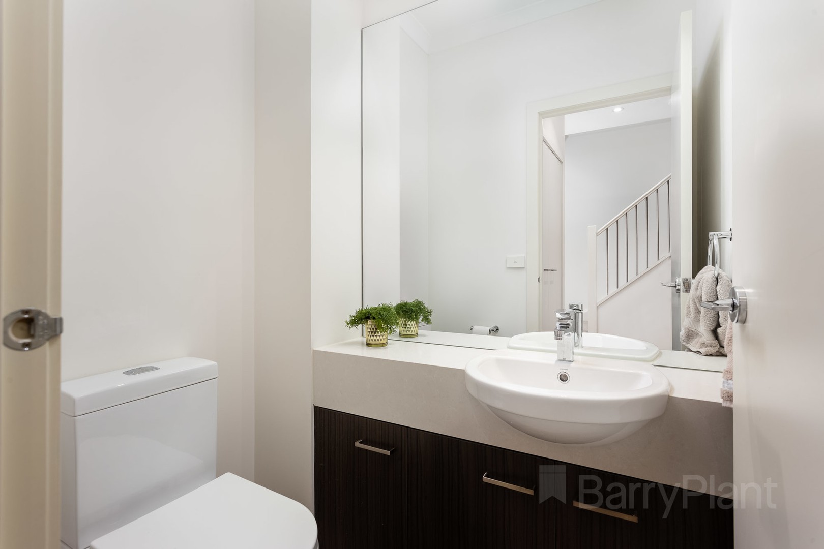 3/37 T E Peters Drive, Broadbeach Waters, QLD, 4218, Broadbeach Waters - Thumbnail 3